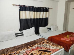 Family Hotel - Shiva Palace Hotel